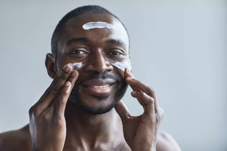 Routine soin visage pour homme : Les fondamentaux